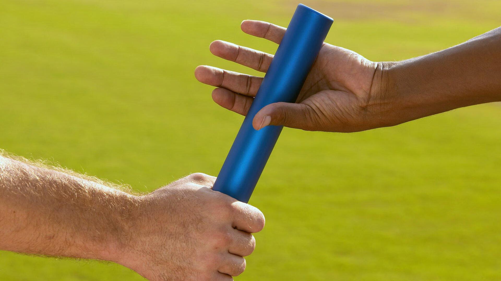 锋线王者之争,巴斯勒表态,莱万力压凯恩成首选